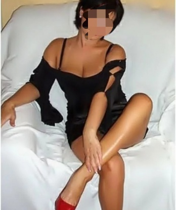 💋 Мои услуги и возможности безграничны, и я готова выполнить все твои сокровенные мечты. 💫 Мой опыт и нежные умелые руки сведут тебя с ума, а мои фото вселят в тебя желание познать меня лично. 💕 Читай отзывы обо мне, и убедишься, что я настоящая профессионалка в своем деле! 🌟 Не упусти шанс окунуться в мир наслаждения рядом со мной - звони прямо сейчас! 💋 Юлия
